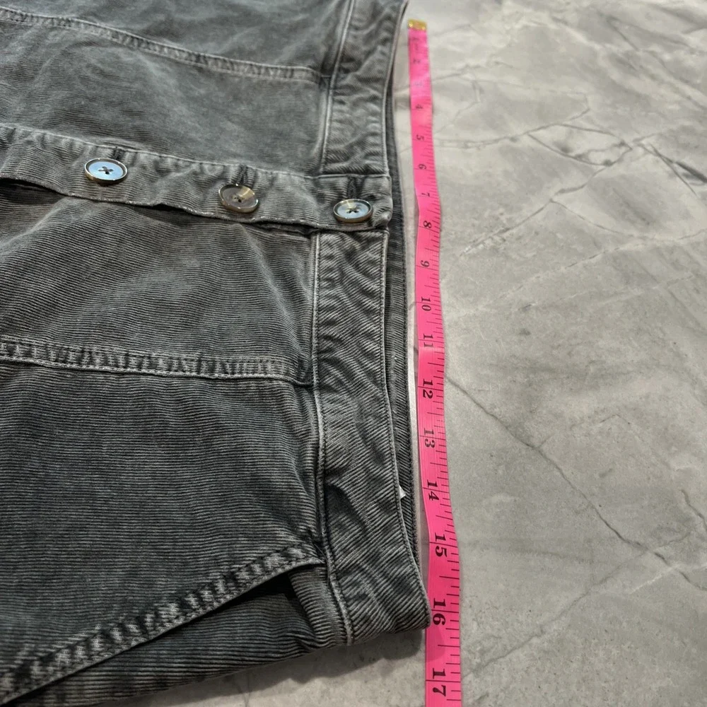 Maurices Womens Sz 14‎ Gray Corduroy Skirt Mini High Rise Button Front Seamed